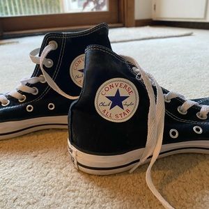 Black & white classic converse high top size W8 M6
